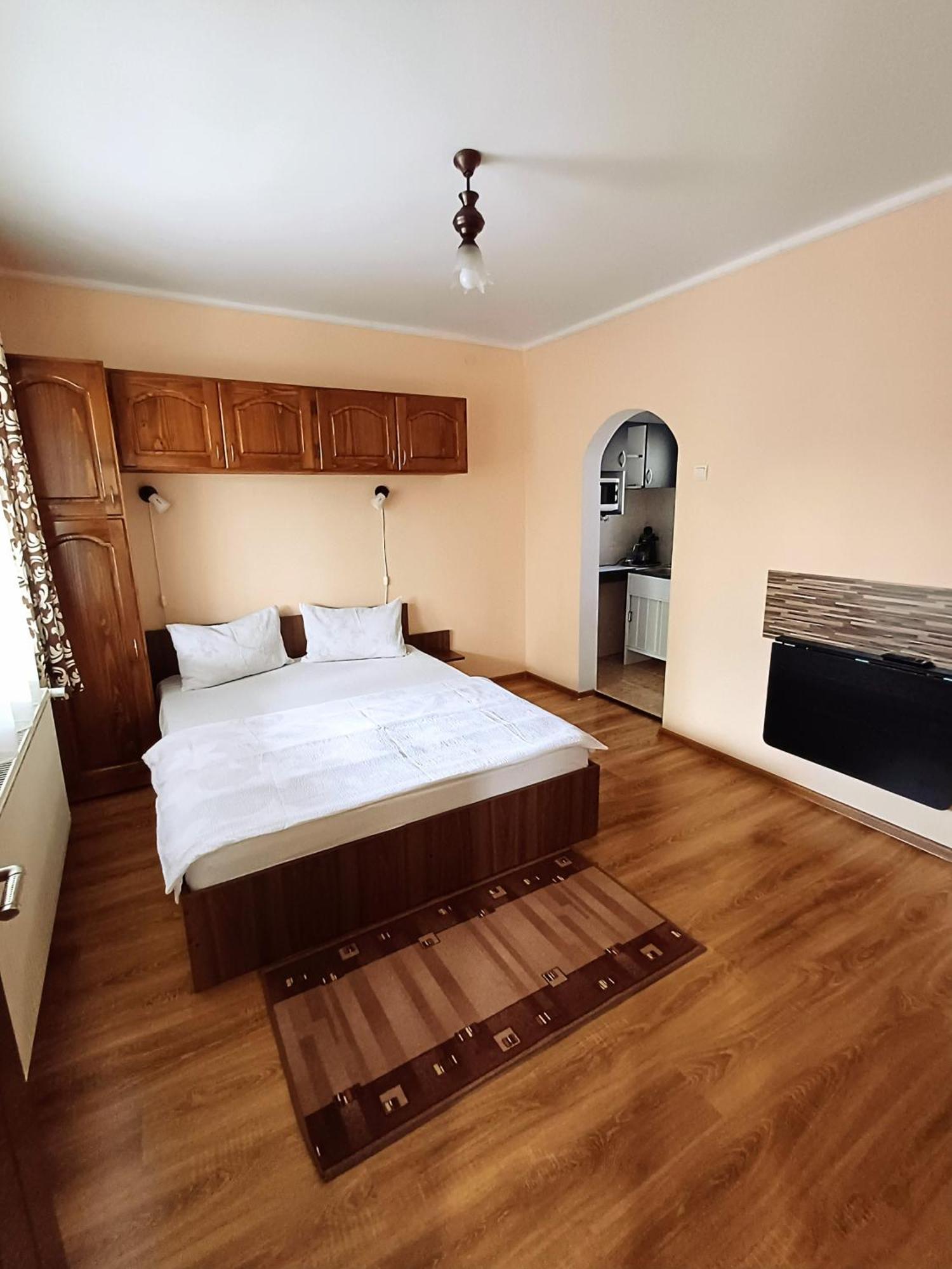 Casa Sallai Apartment โซวาตา ภายนอก รูปภาพ
