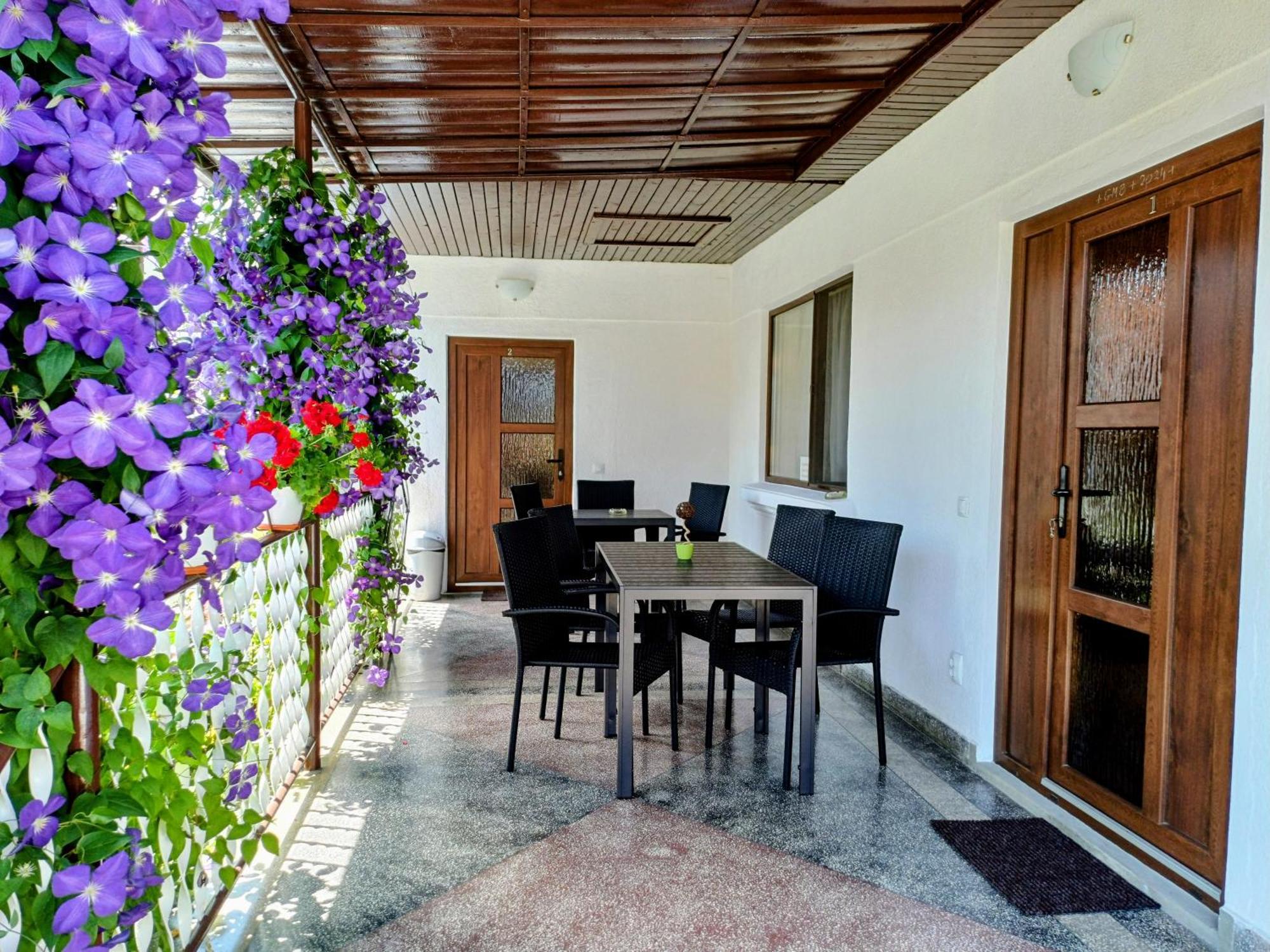 Casa Sallai Apartment โซวาตา ภายนอก รูปภาพ